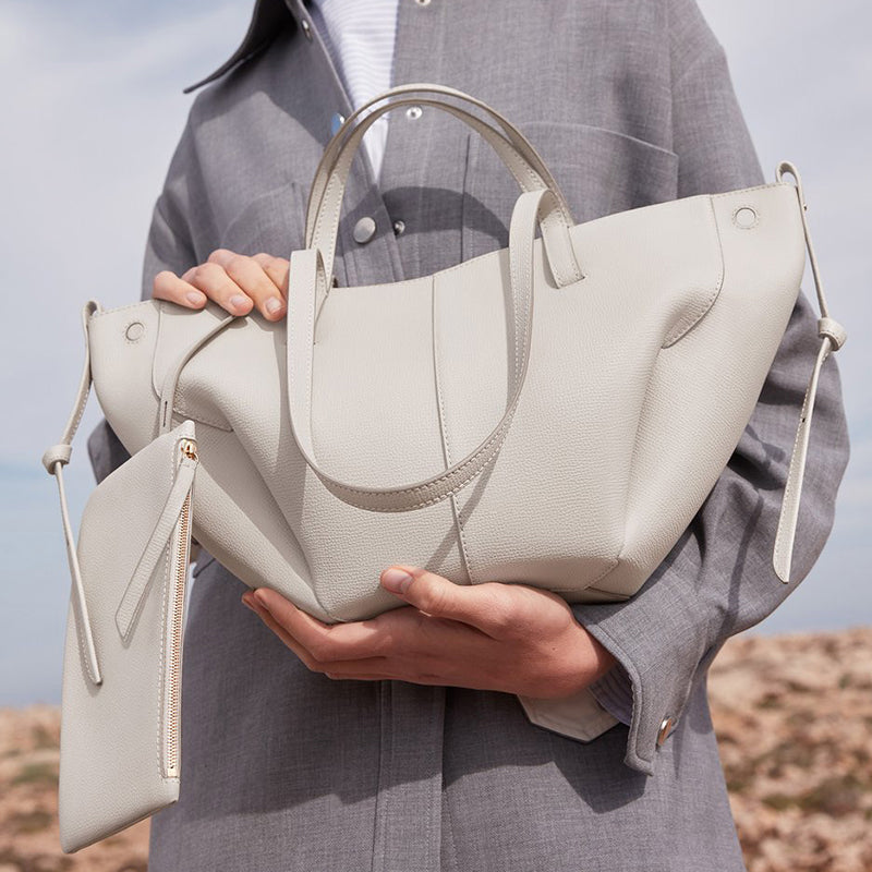 💁‍♀️2024 US Explosion Large Capacity Women's Retro Bag 👜